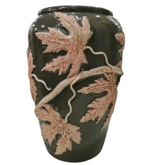 Vintage Style Textured Ceramic Vase Vine with Leaves Green with Cream - Picture 1 of 9